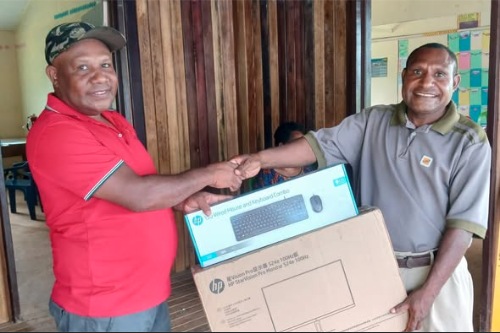 Supporting Panim Adventist Primary School with a computer donation